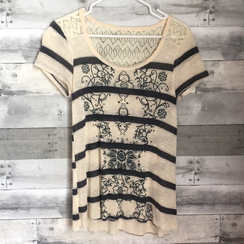 Daytrip cream and navy top Size S